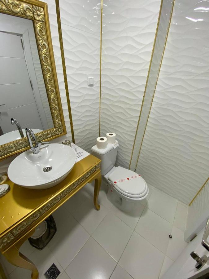 Hotel Otantik Szumen