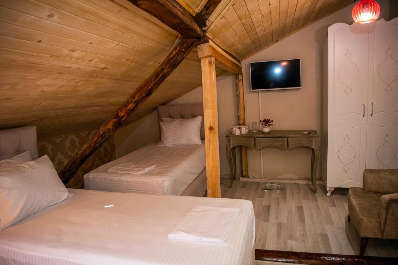 Hotel Otantik 3*